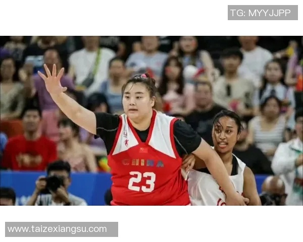 女明星们的篮球装备时尚大揭秘，尽显运动魅力与个性风格